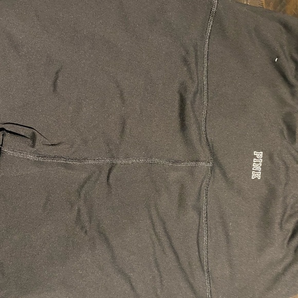 Pink Ultimate legging. - Picture 3 of 3